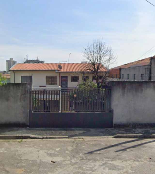 C1052 2.jpg